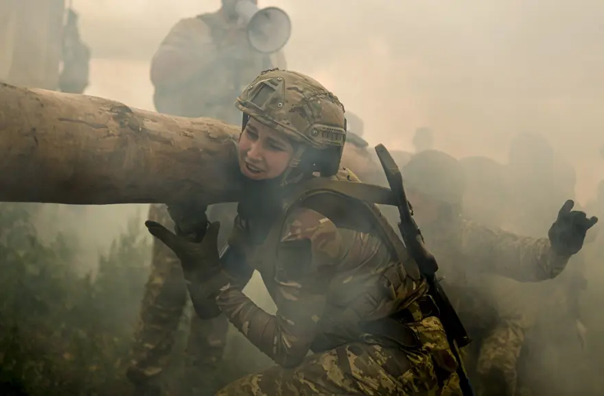 "HAZIRLIK SÜRECİ CEPHEDEKİ DURUMA BENZER KOŞULLARDA GERÇEKLEŞTİRİLİYOR" 8 "HAZIRLIK SÜRECİ CEPHEDEKİ DURUMA BENZER KOŞULLARDA GERÇEKLEŞTİRİLİYOR" 8