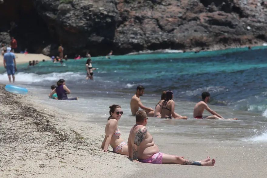 Deniz salyası sonrası yaz turizminde tatilcilerin tercihi Akdeniz oldu 8 Deniz salyası sonrası yaz turizminde tatilcilerin tercihi Akdeniz oldu 8