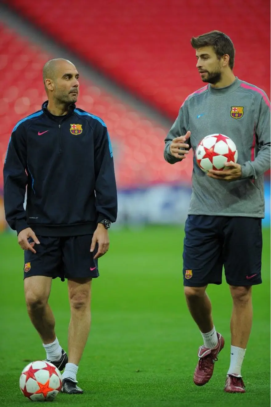 Shakira'yı aldatan Gerard Pique de aldatıldı: Oklar eski antrenörü Guardiola'yı gösteriyor 1