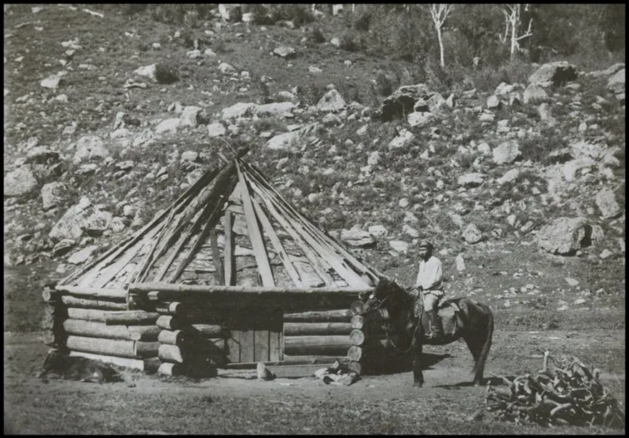 Bilim kurgu değil Türk boylarının 111 yıllık fotoğrafları. Gizemli heykeller, gelişmiş aletler, tanıdık kıyafetler (106 fotoğrafla gizemli Türk tarihi) 79