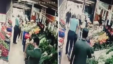 Evcil hayvanıyla alışveriş yapan kadına yumruklu saldırı