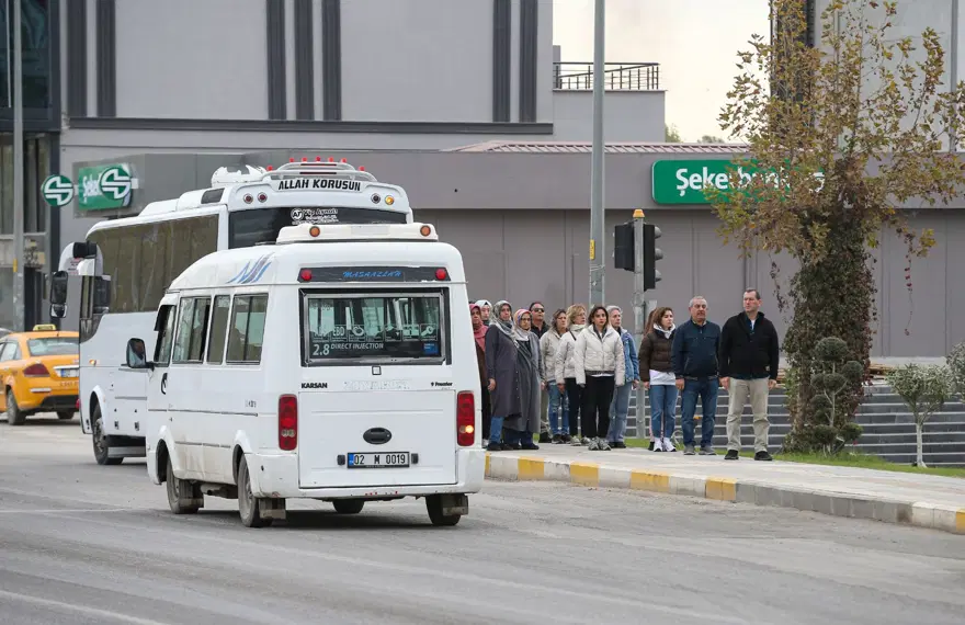 Ulu Önder Atatürk’ü minnetle anıyoruz | Saat 09.05’te Türkiye’de hayat durdu 17 Ulu Önder Atatürk’ü minnetle anıyoruz | Saat 09.05’te Türkiye’de hayat durdu 17