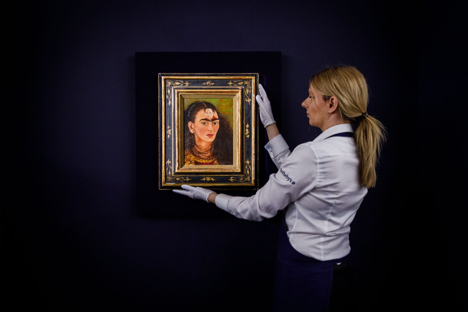 Frida Kahlo'nun otoportresine 34,9 milyon dolar