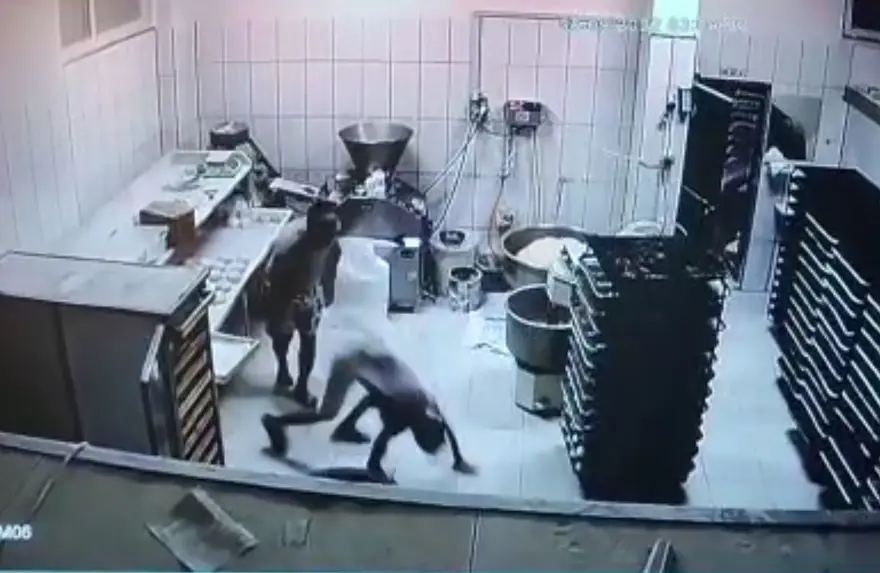 Üvey baba dehşetine 4 yıl hapis cezası 3