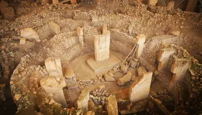 Göremedikleri Göbeklitepe'yi dinleyerek gezdiler