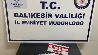 Balıkesir'de uyuşturucu operasyonu: 1'i astsubay 4 kişi tutuklandı