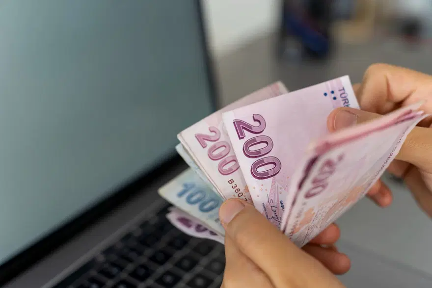 Memur ve emekli için geri sayım: İşte masadaki zam oranları 