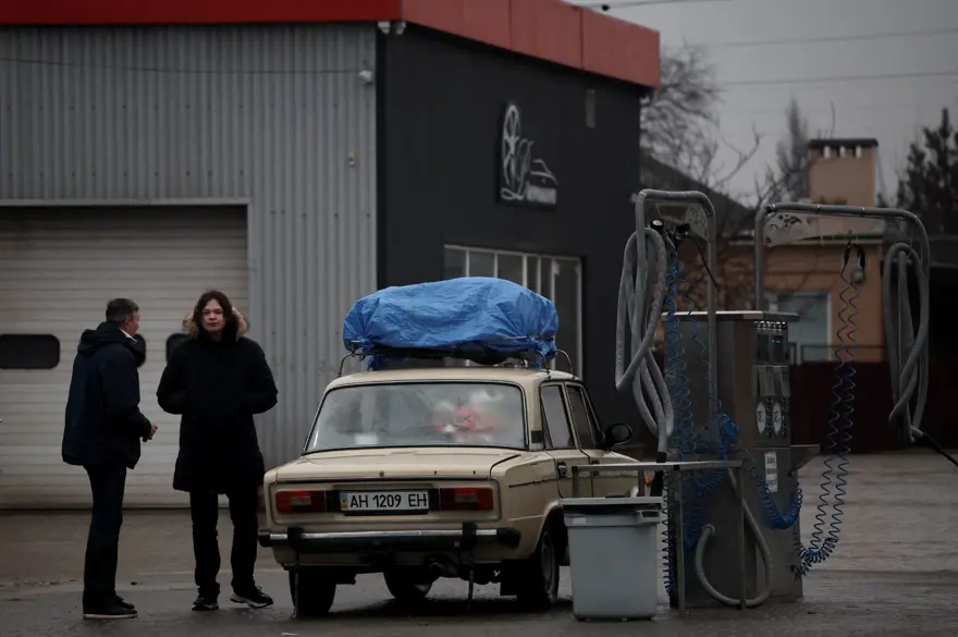 Kiev'de yaşayanlar şehri terk ediyor 6