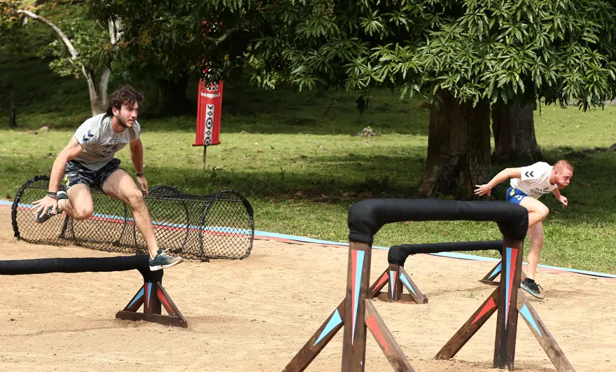 Survivor'da kim elendi? 1. Hafta (Survivor adasına ilk veda gönüllüler takımından) 33