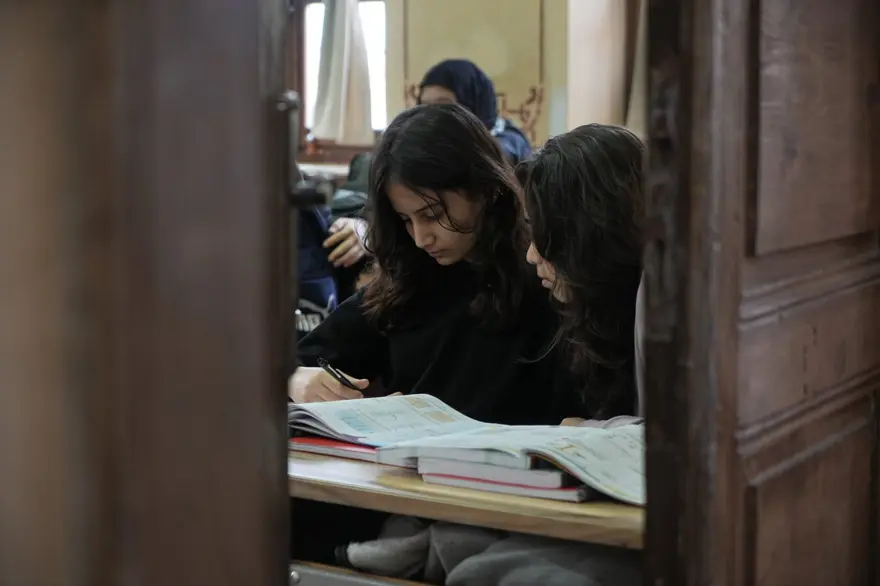 2 DEVLET 30 PADİŞAH 12 CUMHURBAŞKANI 5