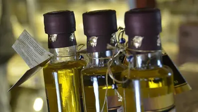 Zeytinyağında sahtecilik arttı: Ünlü oteller bile kullanmış