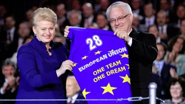 Hırvatistan, AB'nin 28'inci üyesi oldu