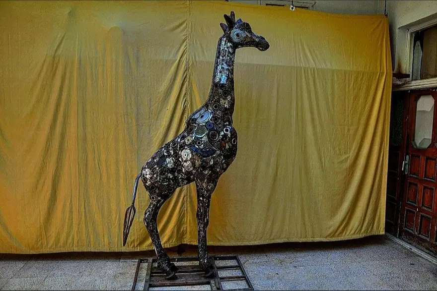 Mervan Altınorak atık hurdaları sanat eserine dönüştürüyor 2