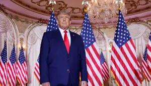 Trump 2024 seçimleri için adaylığını açıkladı Trump 2024 seçimleri için adaylığını açıkladı