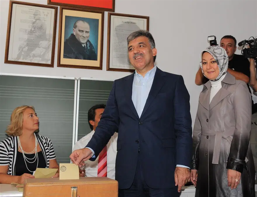 Türkiye sandık başındaydı 49