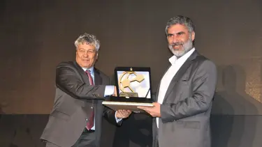 Mircea Lucescu'dan "en iyi sporcu gıdası" ödülü