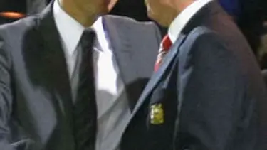 Babasının yolunda!