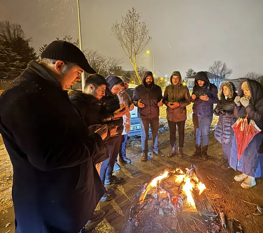 Depremin 2. yılında kayıplar anılıyor 31