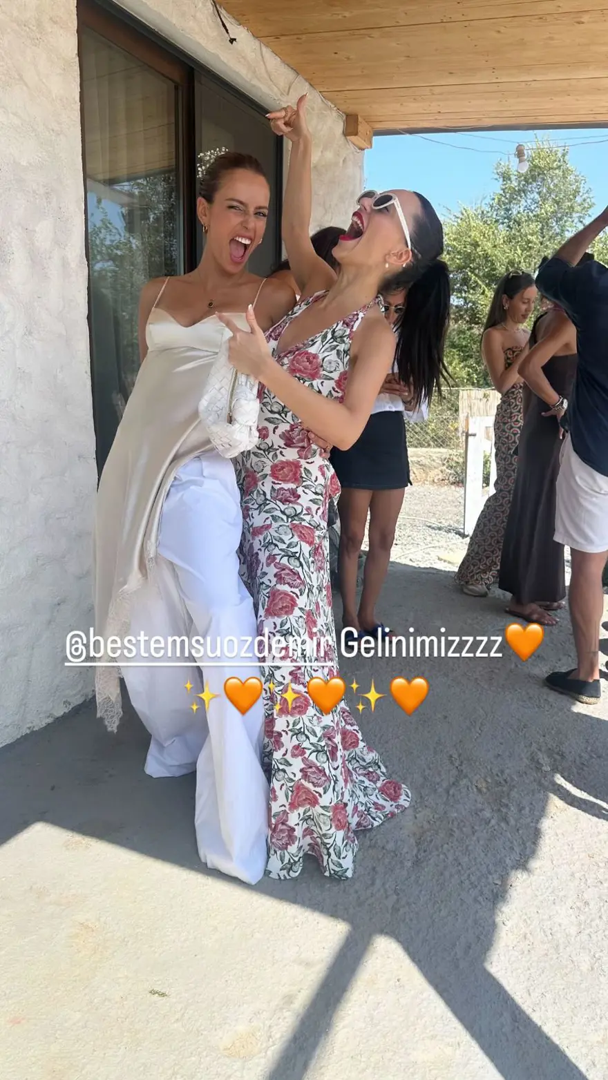 Bestemsu Özdemir ile Ersin Görkem evlendi 4 Bestemsu Özdemir ile Ersin Görkem evlendi 4