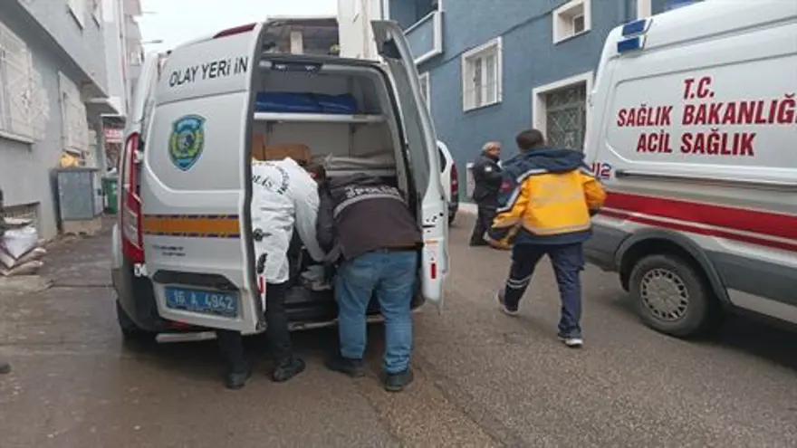 "BAŞINA MERDANE İLE VURDUM" 1