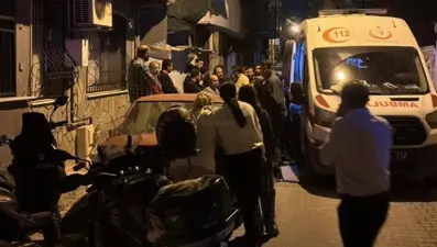 Kanserle mücadele eden eşini hasta yatağında katletti