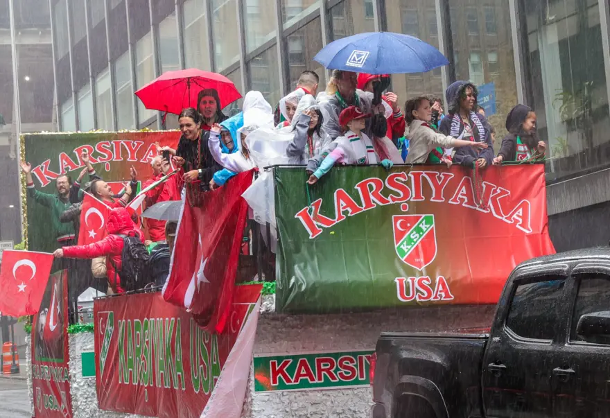 New York'ta Türk günü yürüyüşü 16