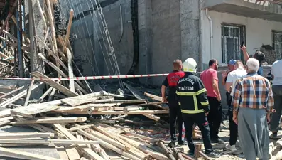 Beton dökülürken inşaat çöktü