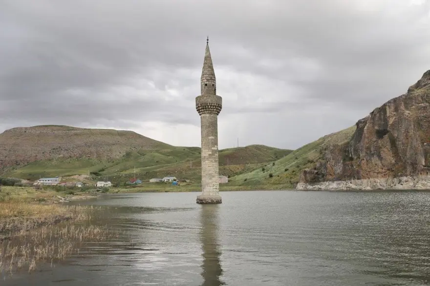 Eşsiz güzelliğiyle göz kamaştırıyor! Her mevsim ilgi görüyor 7