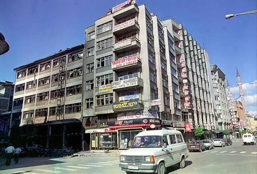 2 TEMMUZ 1993'TE NELER OLDU? 1