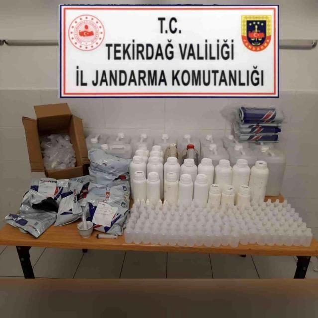 Tekirdağ'da 111 litre sahte içki ele geçirildi