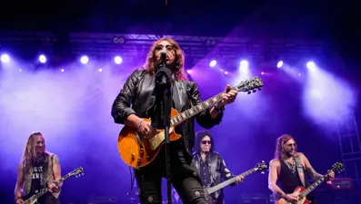 Kiss grubunun gitaristi Ace Frehley hayatını kaybetti