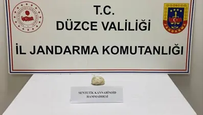 Anadolu Otoyolu'nda 3 milyon liralık uyuşturucu operasyonu