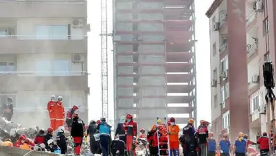 İzmir depreminde 115 kişiye mezar olmuştu: Rıza Bey Apartmanı davasında sanıklar birbirini suçladı