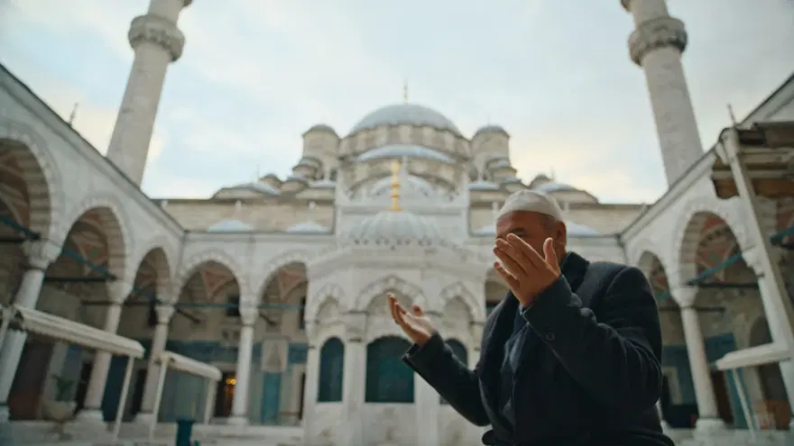 Cuma namaz kılınışı: Cuma namazı​ toplam kaç rekat? Cuma namazı​ farzı ve sünneti 