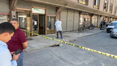 Ayakkabı imalathanesinde kavga: 7 yaralı