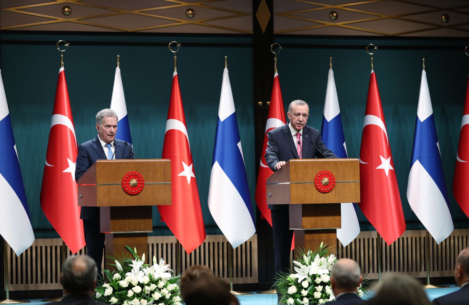 Türkiye'den Finlandiya'nın NATO üyeliğine vize