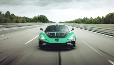 Elektrikli Rimac Nevera R, piste çıktığı ilk gün 24 rekor kırdı