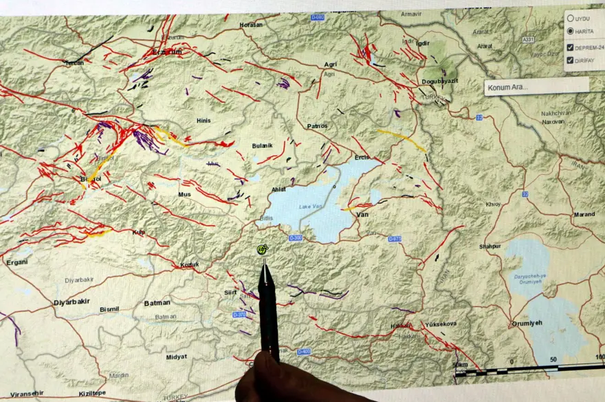 "DİRİ FAY HARİTASININ GÜNCELLENMESİ GEREKİYOR" 2