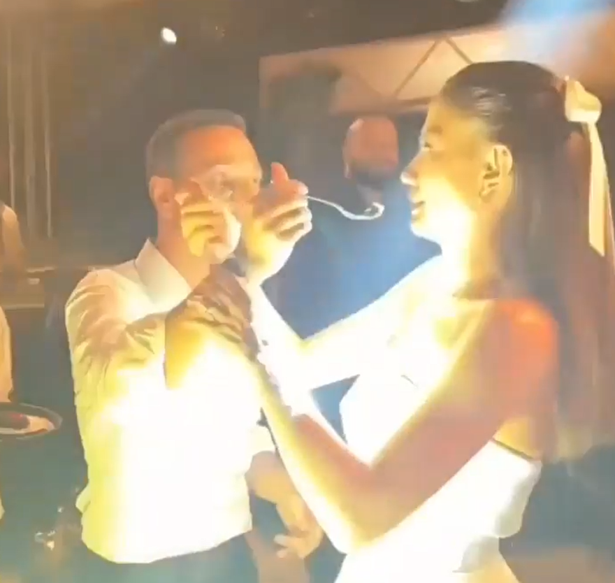 Demet Özdemir ve Oğuzhan Koç'un görkemli düğünü 6