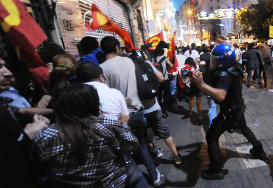 Taksim'de gerginlik 36
