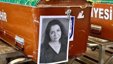 Oyuncu Leyla Okay'a veda