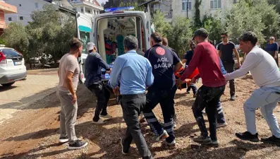 Asansör boşluğuna düşüp yaralandı