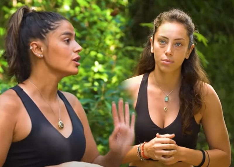 Survivor'da aşk iddiaları ortalığı karıştırdı | Senem: Beni kıskanmaya  başladı