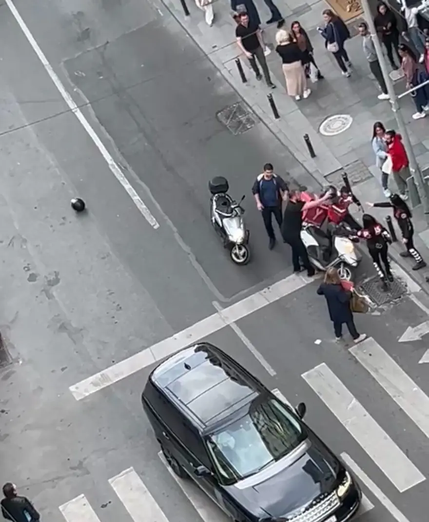 Nişantaşı'nda trafikte tekme tokat kavga 