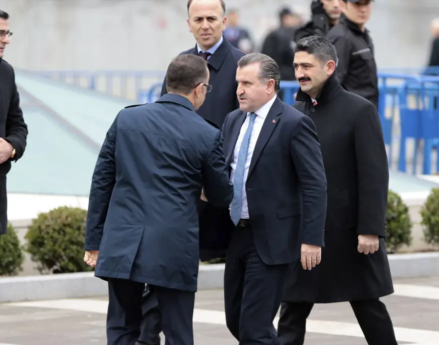 Yavuz Yılmaz son yolculuğuna uğurlandı 30 Yavuz Yılmaz son yolculuğuna uğurlandı 30