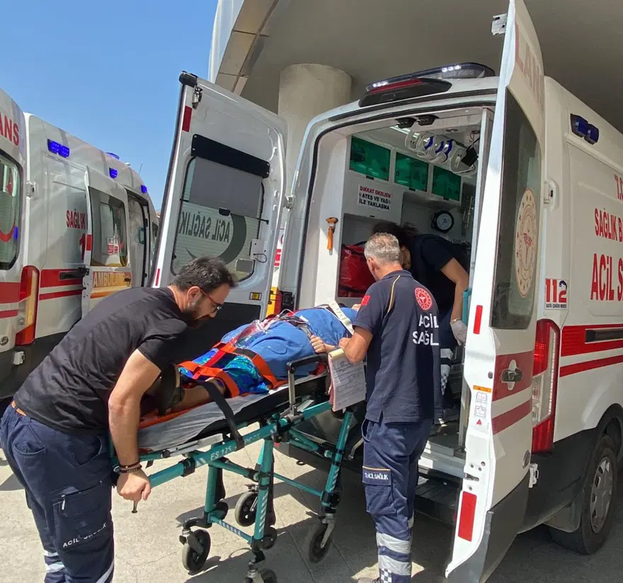 Erzincan'da katliam gibi kaza: 3 ölü, 4 yaralı 4