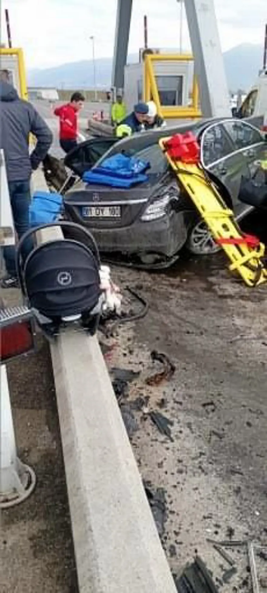 Doğumdan dönen çiftin acı sonu: Anne ve baba öldü, 5 günlük bebekleri ağır yaralı 2