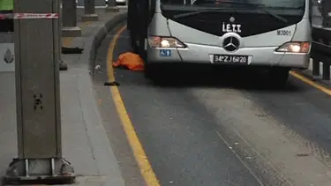 Metrobüsün çarptığı çocuk hayatını kaybetti (Seferlerde aksama)