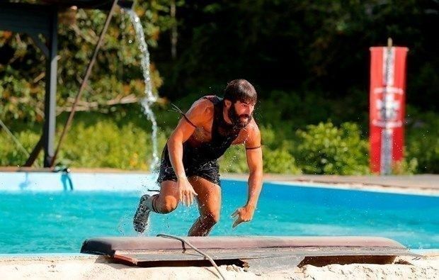 Yarışmadan çekilen Turabi: Onurum 1 milyon dolardan daha önemli