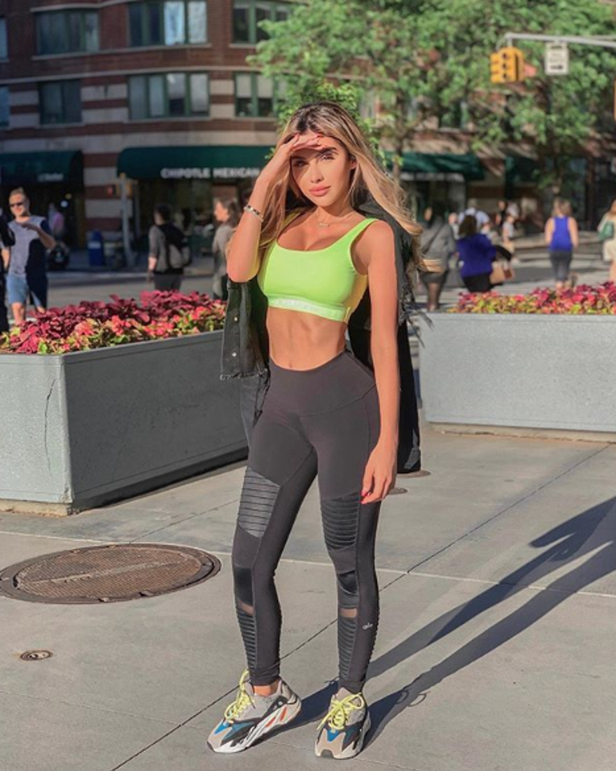 Ünlü fenomen Alexa Dellanos her paylaşım için 35 bin lira kazanıyor 4